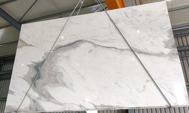 VOLAKAS RIVER EXTRA Blue vein 2